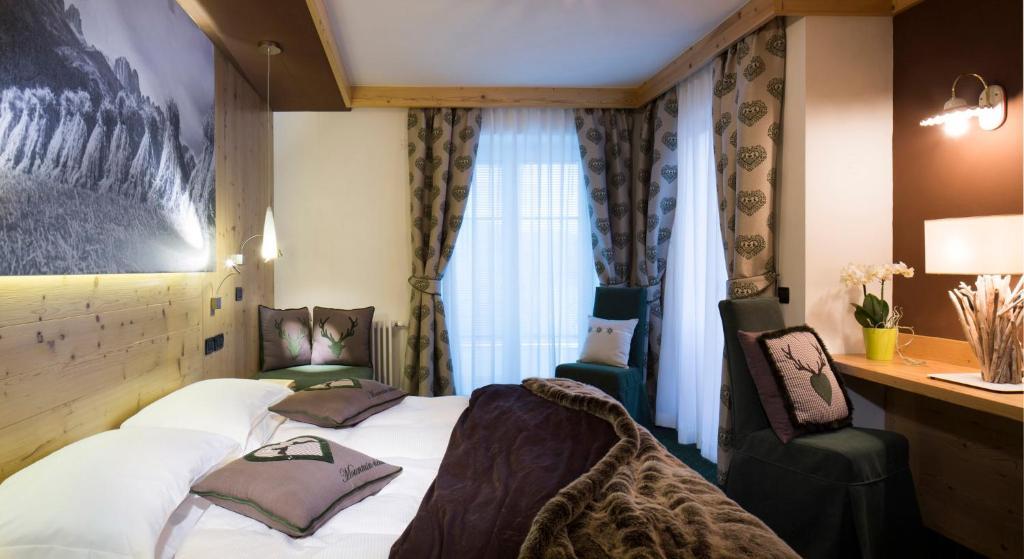Hotel Chalet Sas Morin Pozza di Fassa Room photo